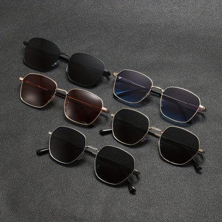 Paleshy 5 Pairs Of Fashionable Multi-style Anti-uv Sunglasses